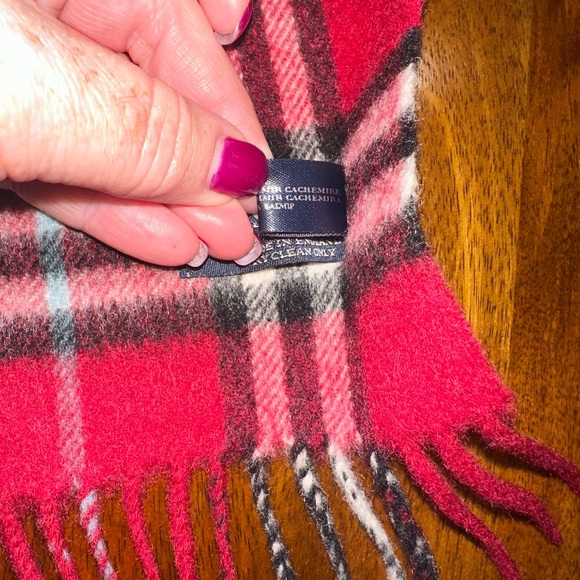 Burberry London Cashmere Scarf Red Nova check Winter Scarf Authentic 🧣 - Picture 4 of 5